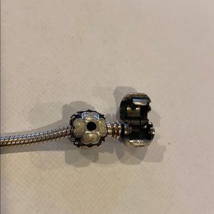 Pandora flower charm